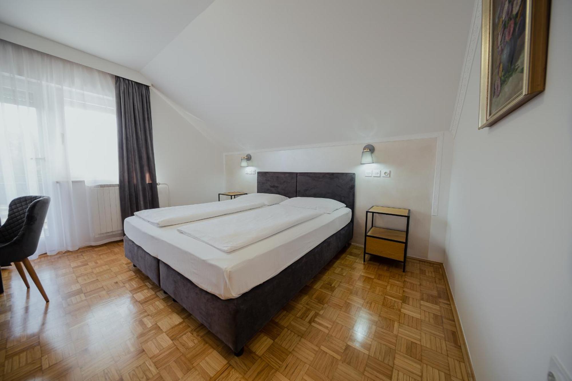 Hotel Maj Inn Моравске-Топлице Экстерьер фото