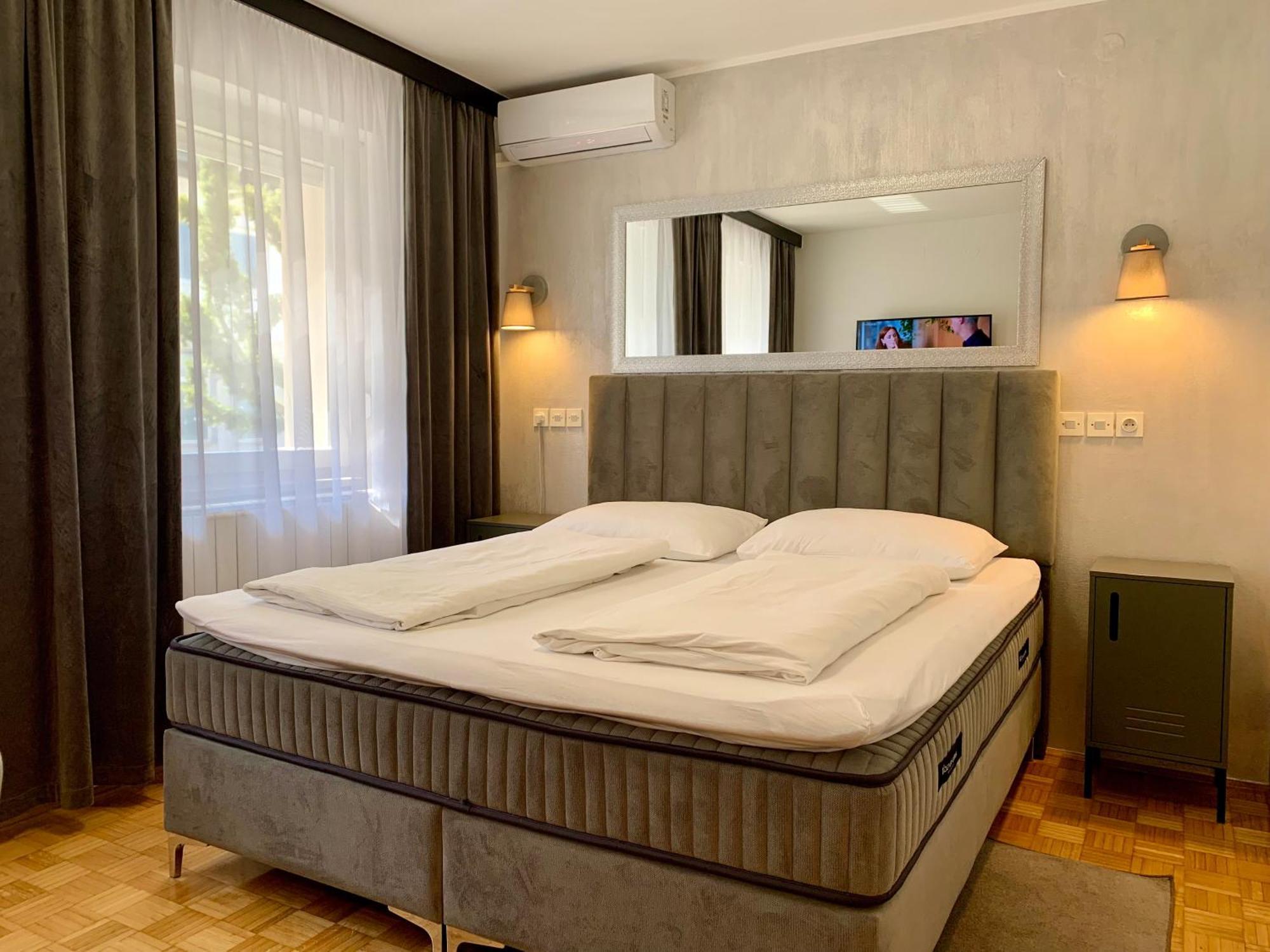 Hotel Maj Inn Моравске-Топлице Экстерьер фото